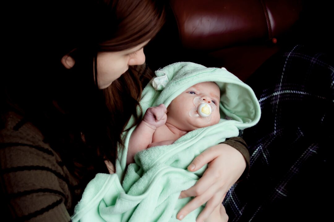 Balancing work & parenting? Here's how Mom's Helper can help
