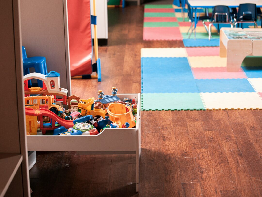 The ultimate playroom cleaning help guide